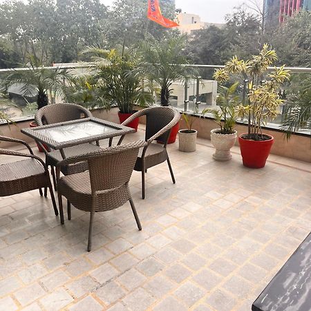Gazebo Inn & Suites Medanta Gurgaon Exterior photo