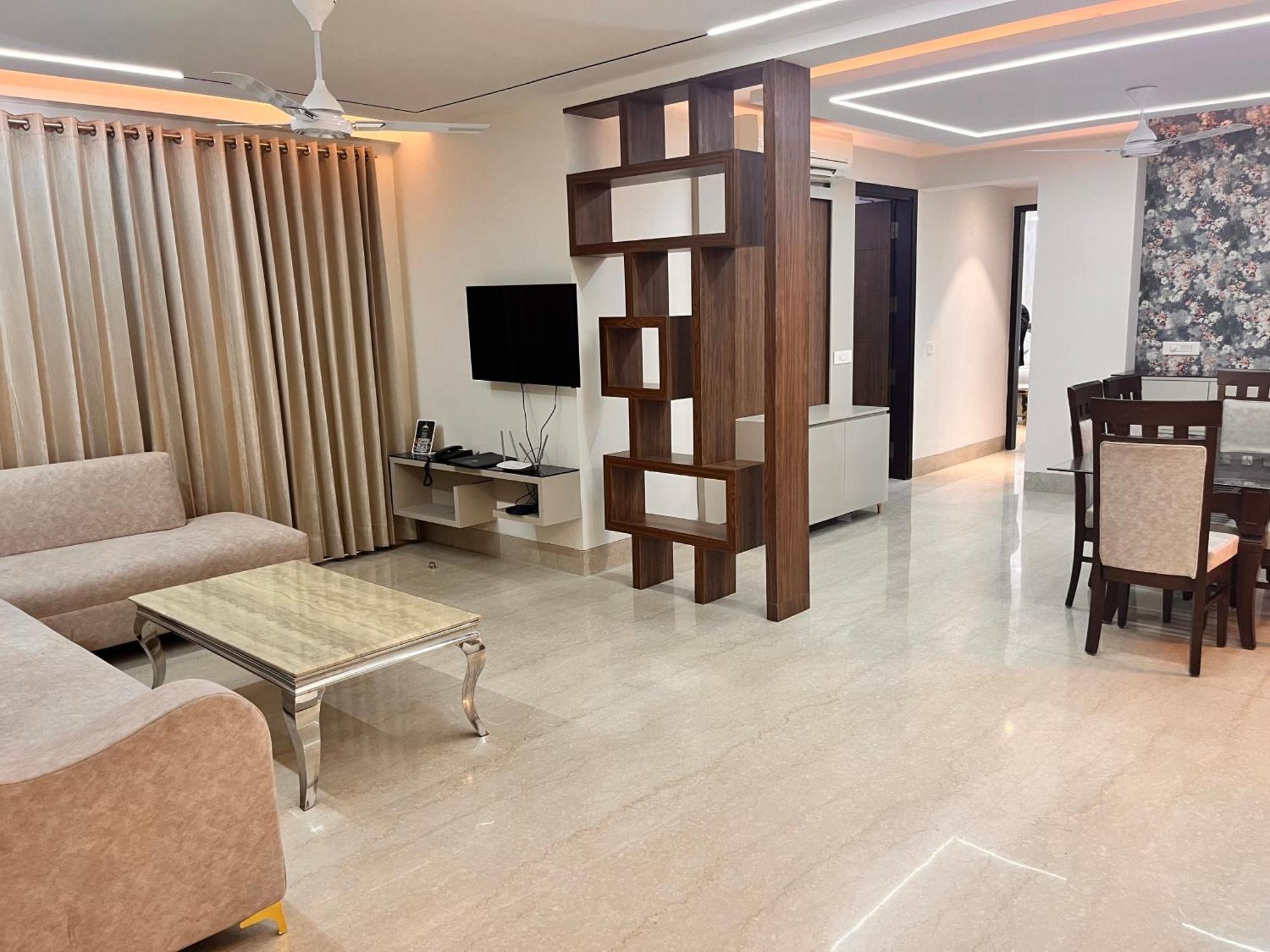Gazebo Inn & Suites Medanta Gurgaon Exterior photo