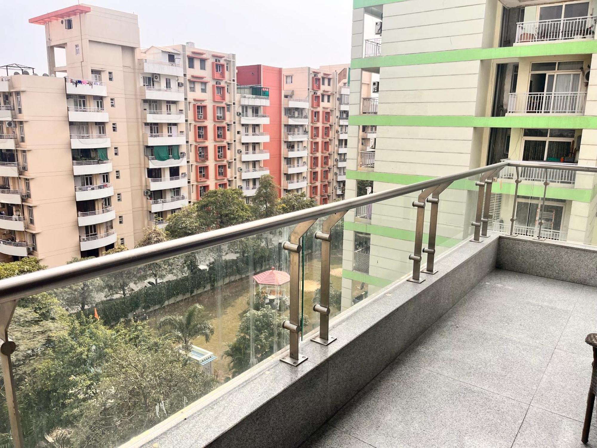 Gazebo Inn & Suites Medanta Gurgaon Exterior photo