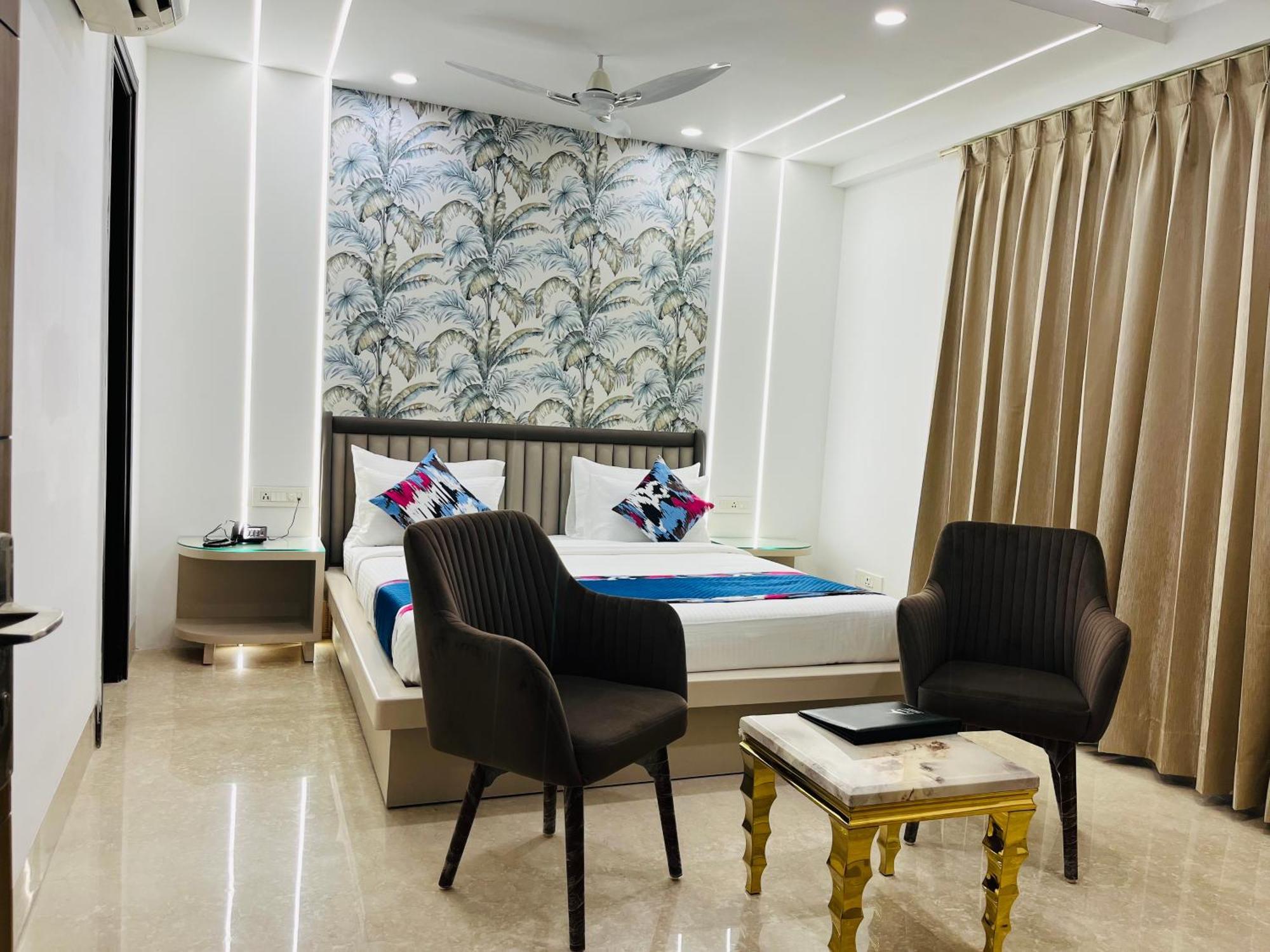 Gazebo Inn & Suites Medanta Gurgaon Exterior photo