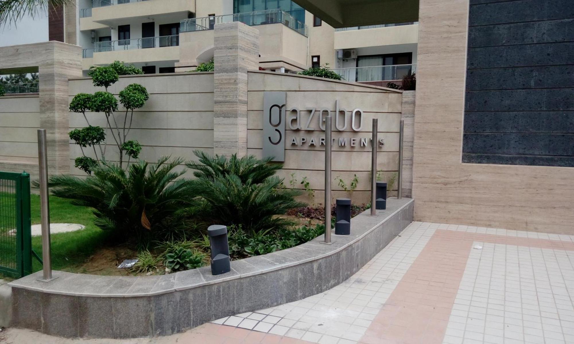 Gazebo Inn & Suites Medanta Gurgaon Exterior photo